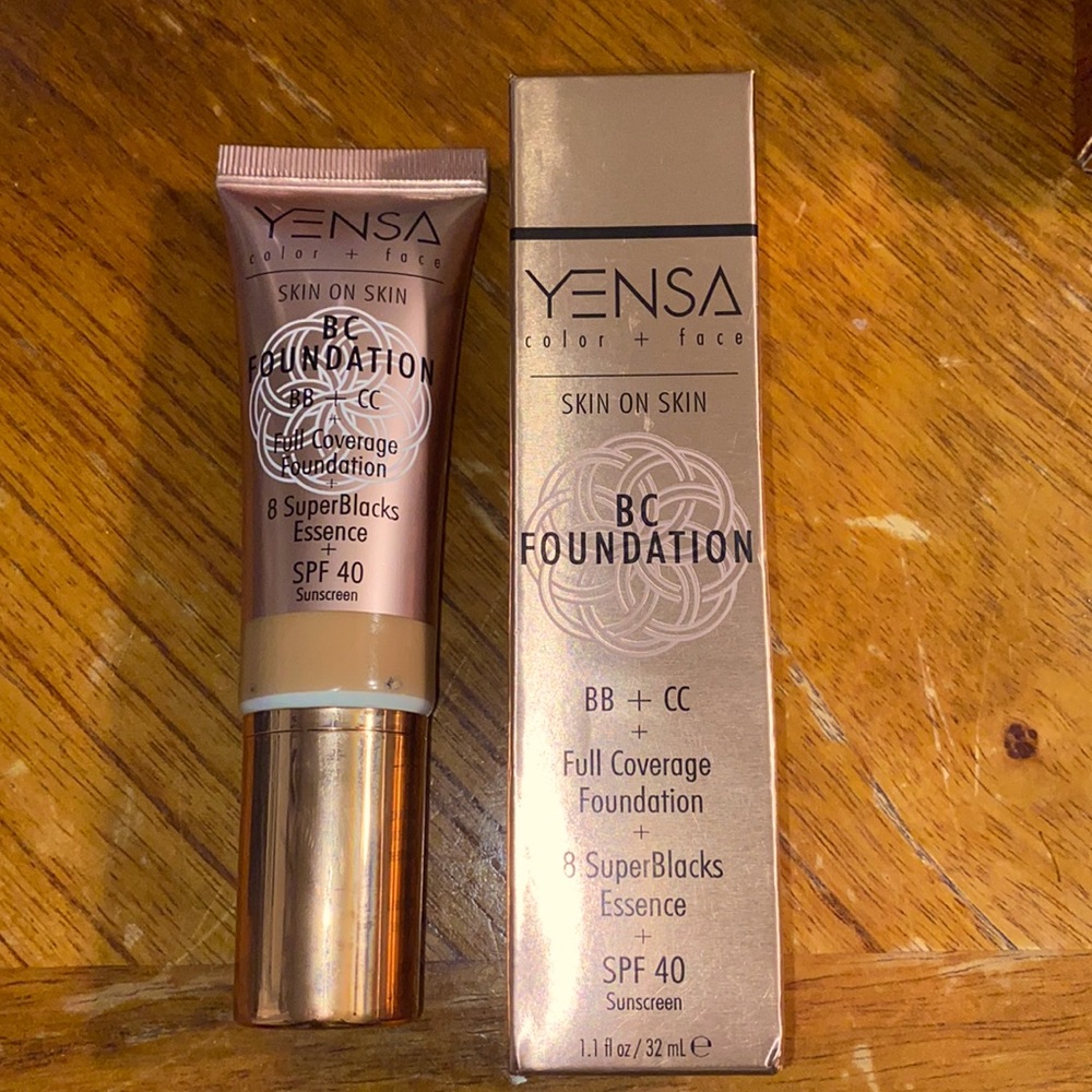 Skin On Skin BC Foundation